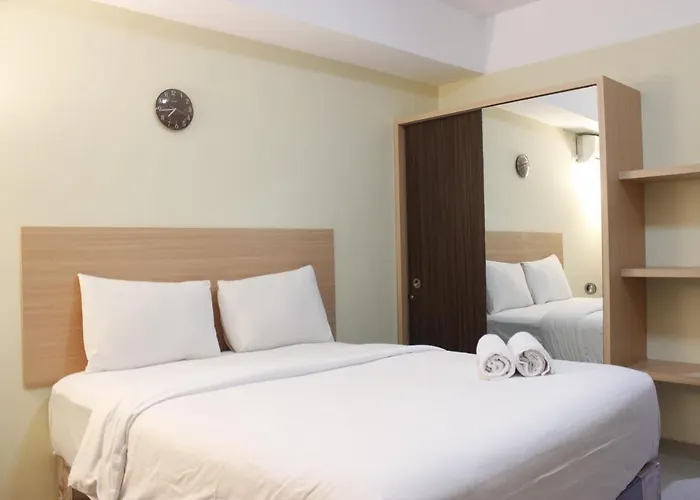 Brand New Studio Beverly Dago Apartment Near Itb By Travelio