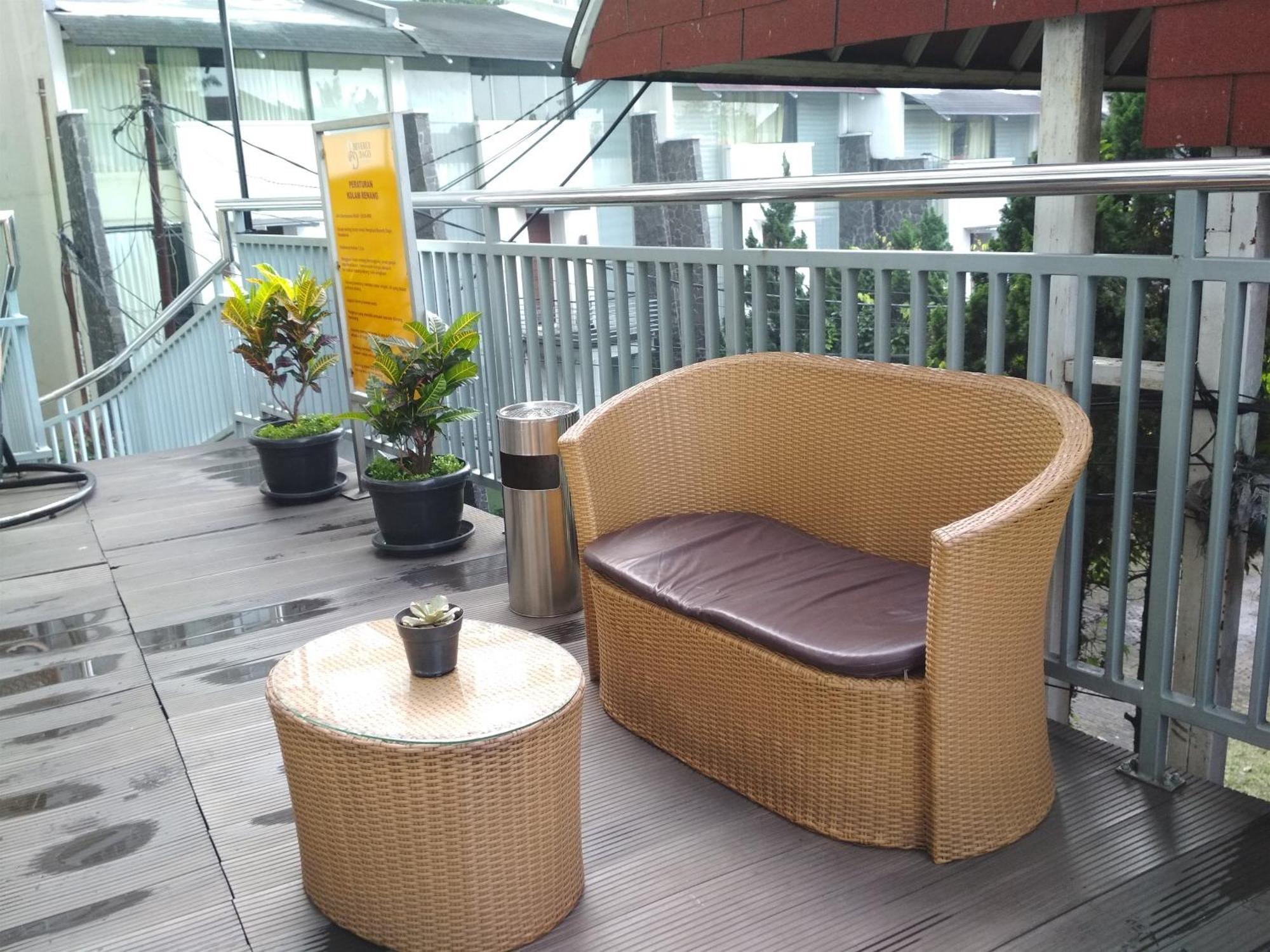 Brand New Beverly Dago Near Itb By Travelio Apartemen Bandung